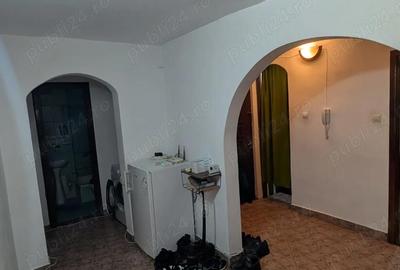 Apartament cu 4 camere decomandat în Central - 8
