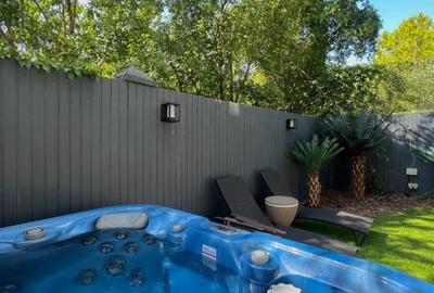 3 CAMERE | GRADINA | JACUZZI | 2 LOCURI PARCARE | - 4