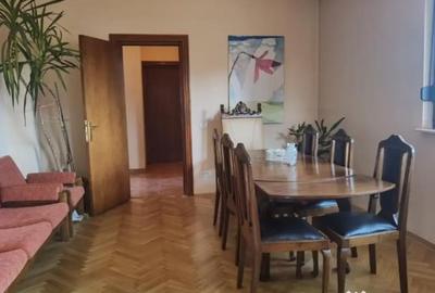 Apartament cu 5 camere semidecomandat în Casin - 11