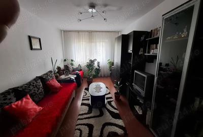 Apartament 2 camere decomandat Str Dacia - 1