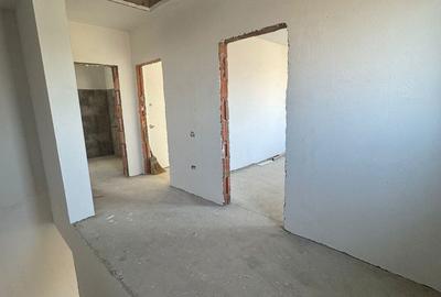 Casă cu 4 camere cu Teren 306 Mp în Central - 9