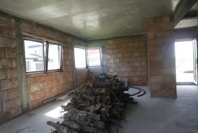 Casa de vanzare (duplex) la ro?u, in Tautii Magheraus Casa de vanzare (duplex) la ro?u, in Tautii Magheraus - 8