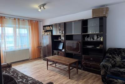 3 cam, 74 mp. decomandat, fara imbunatatiri, et.4, acoperis, Cuza Voda - 1