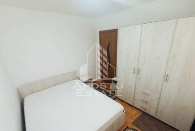 Apartament cu 3 camere, zona Dacia, Centrala Proprie