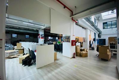 Spațiu comercial, de 880 mp, în Aeroport - 11