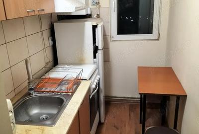 Garsonieră decomandată în Podgoria - 1