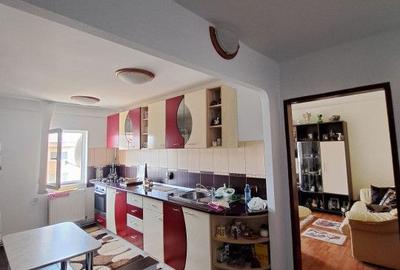 Apartament cu 3 camere decomandat în Traian - 15