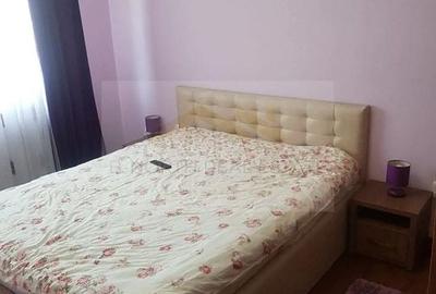 Proprietar închiriez apartament 3 camere  600 - 2