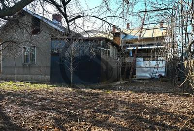 Casă cu 6 camere cu Teren 780 Mp în Central - 7