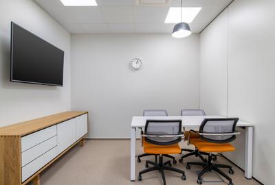 Acces all-inclusive la spații de co-working în Regus Central Business Plaza - 4