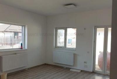 Casa individuala,la 800-900 m de STB si 4 km de metrou.Finalizata - 6