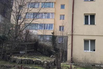 Apartament cu 2 camere decomandat, mobilat în Predeal - 5