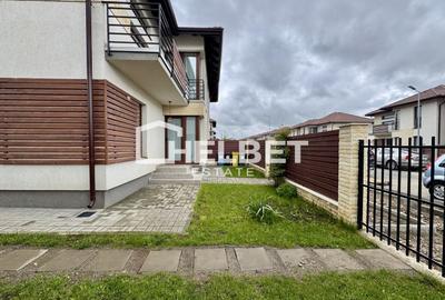 Duplex cu 4 camere cu Canalizare în Central - 2