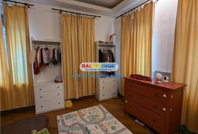 Casă cu 5 camere cu Teren 121 Mp în Unirii - 4