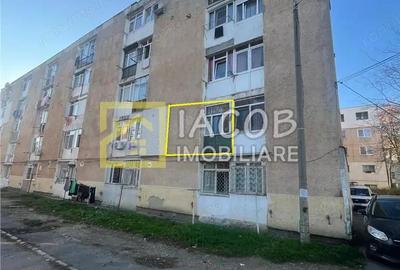 Garsoniera zona Milcov - Bazar, etaj 1, necestia renovare completa - 3