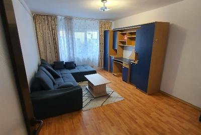 Apartament cu 2 camere decomandat în Aradului