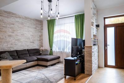 Vanzare - vila 4 camere de complet mobilata, str. Caisului - Dobroesti - 2