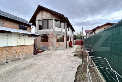 Casa semifinisata , Strejnicu - 1