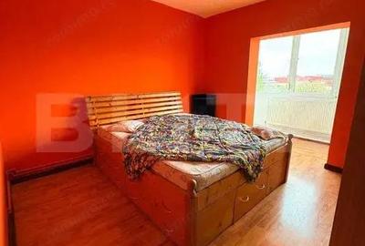 Apartament cu 4 camere decomandat în Soarelui