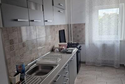 Proprietar, ofer spre închiriere apartament 3 camere - 13
