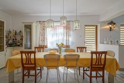 Vila in zona Glajarie, 10 camere, Sp + E + M, teren 2789 mp - 17