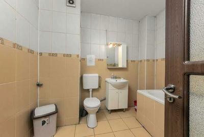 Apartament cu 3 camere decomandat în Mărășești - 7