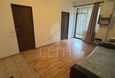 Apartament cu 2 camere semidecomandat în Mărăști