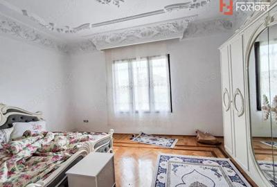Casă cu 13 camere cu Canalizare în Recaș - 6