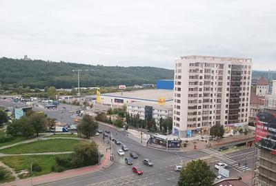 Garsonieră decomandată în Nicolina - 4