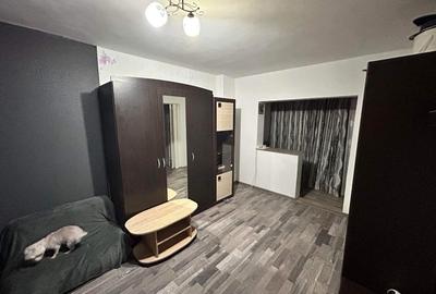 Vand garsoniera in Caransebes zona Balta sarata - 2