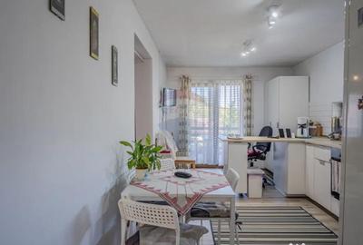 Casă cu 7 camere cu Garaj în Colonia 1 Mai - 13