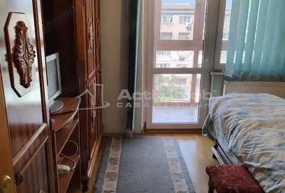 Apartament cu 2 camere decomandat în Central - 2