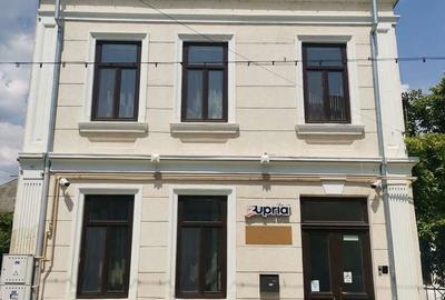 Spațiu comercial, de 258 mp, în Central - 20