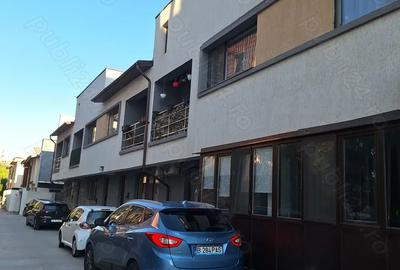 Casa tip in?iruita, 4 camere, curte 20 mp, balcon, pod ?i parcare Sector 4 - 1