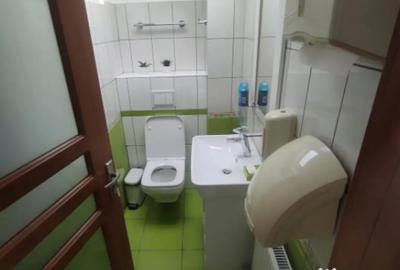 Spațiu comercial, de 200 mp, în 1 Mai - 8