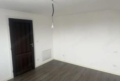 Casă cu Teren 2000 Mp în Podari - 6