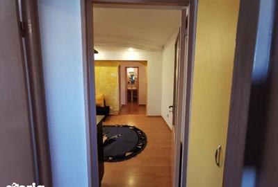 Apartament cu 3 camere, mobilat în Central - 8