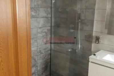 Garsonieră decomandată în Apărătorii Patriei