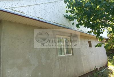 Casă individuală cu 3 camere în Est