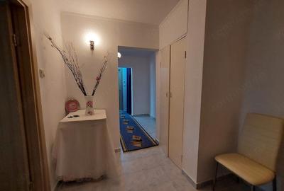 Apartament cu 3 camere decomandat în Central - 3