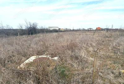 Teren de 3297 mp, în Central - 1