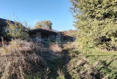 Teren de 3081 mp, în Central