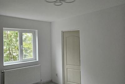 Apartament 2 camere - Renovat Complet Apartament 2 camere - Renovat Complet - 3