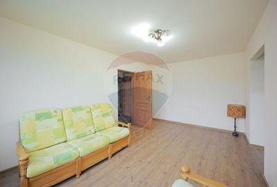 De vânzare apartament 2 camere zona Rogerius- vedere Parc Magnolia - 5