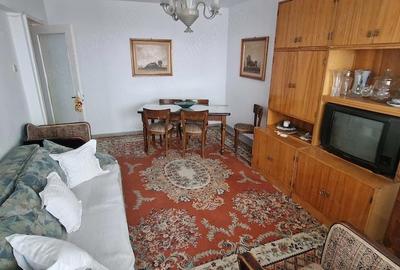 Apartament cu 2 camere decomandat în Republicii - 2