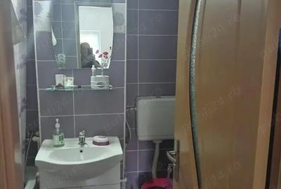 Garsonieră decomandată în Central - 8