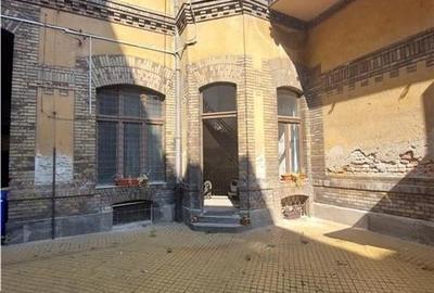Apartament cu 2 camere decomandat, mobilat în Ultracentral