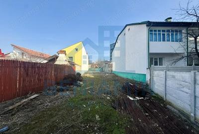 Teren de 923 mp, în Central - 3