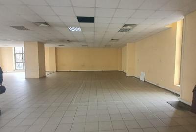 Spatiu Ultracentral, parter, suprafata = 185 mp