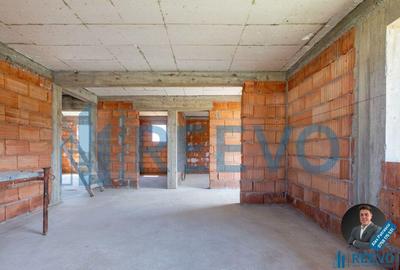 Casa la ro?u, Hemeiu? ! - 13